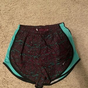 Nike Green and Purple Athletic Shorts size Small